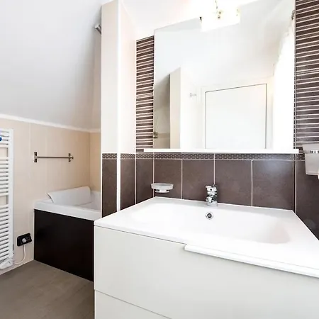 Apartman Lago Di Como Penthouse With Fantastic Panoramic Lake View, Hammam, Gym, Private Swimming Pool And Garden *