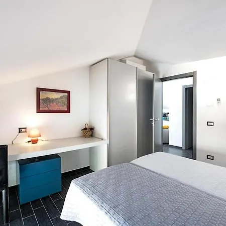 Lago Di Como Penthouse With Fantastic Panoramic Lake View, Hammam, Gym, Private Swimming Pool And Garden *