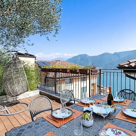 Lago Di Como Penthouse With Fantastic Panoramic Lake View, Hammam, Gym, Private Swimming Pool And Garden